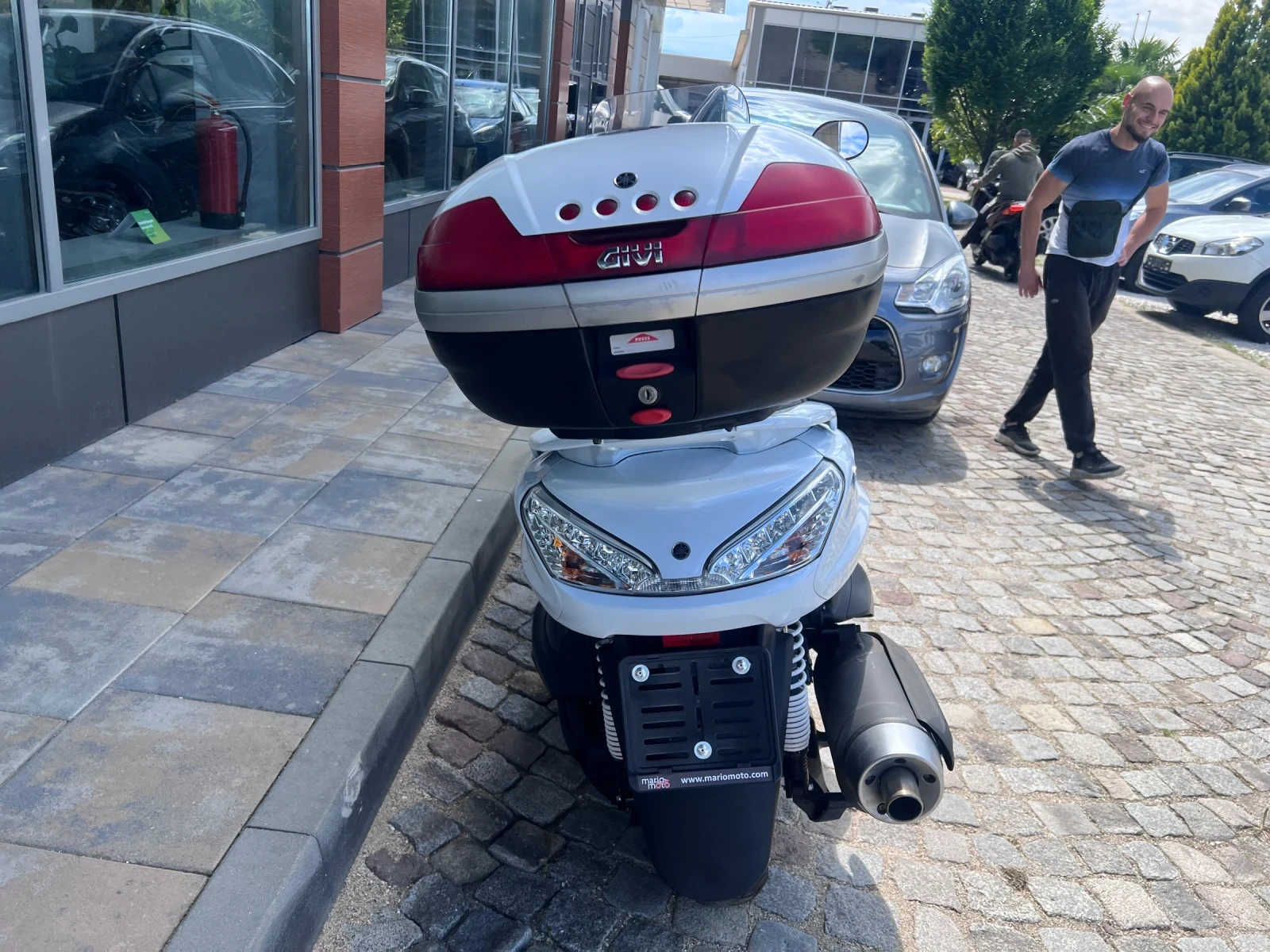 Yamaha Majesty 400i - изображение 8