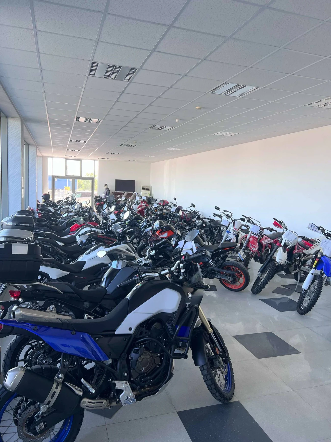 Yamaha Majesty 400i | Mobile.bg   11