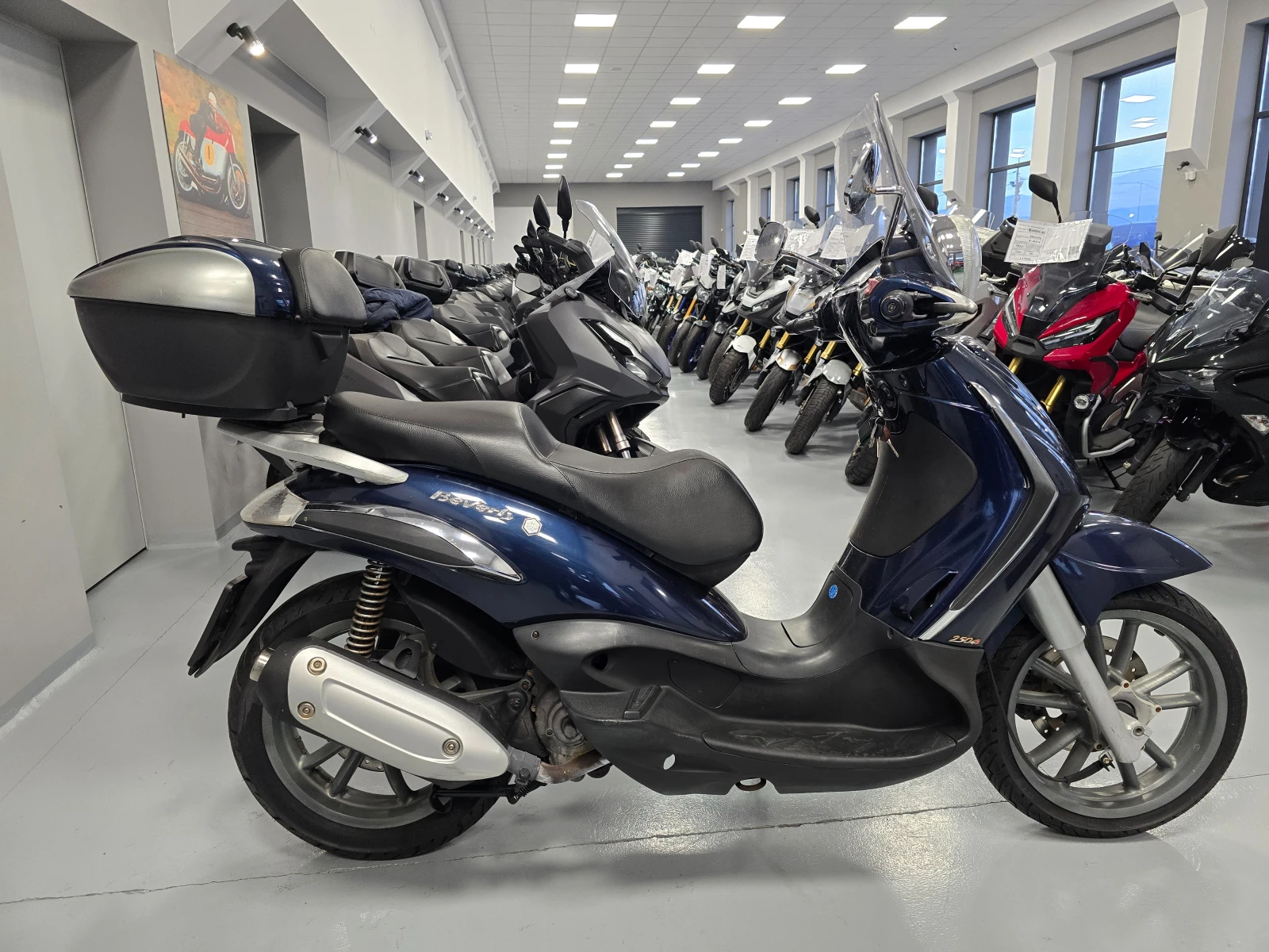 Piaggio Beverly 250ie, Tourer, 2008г. - изображение 2