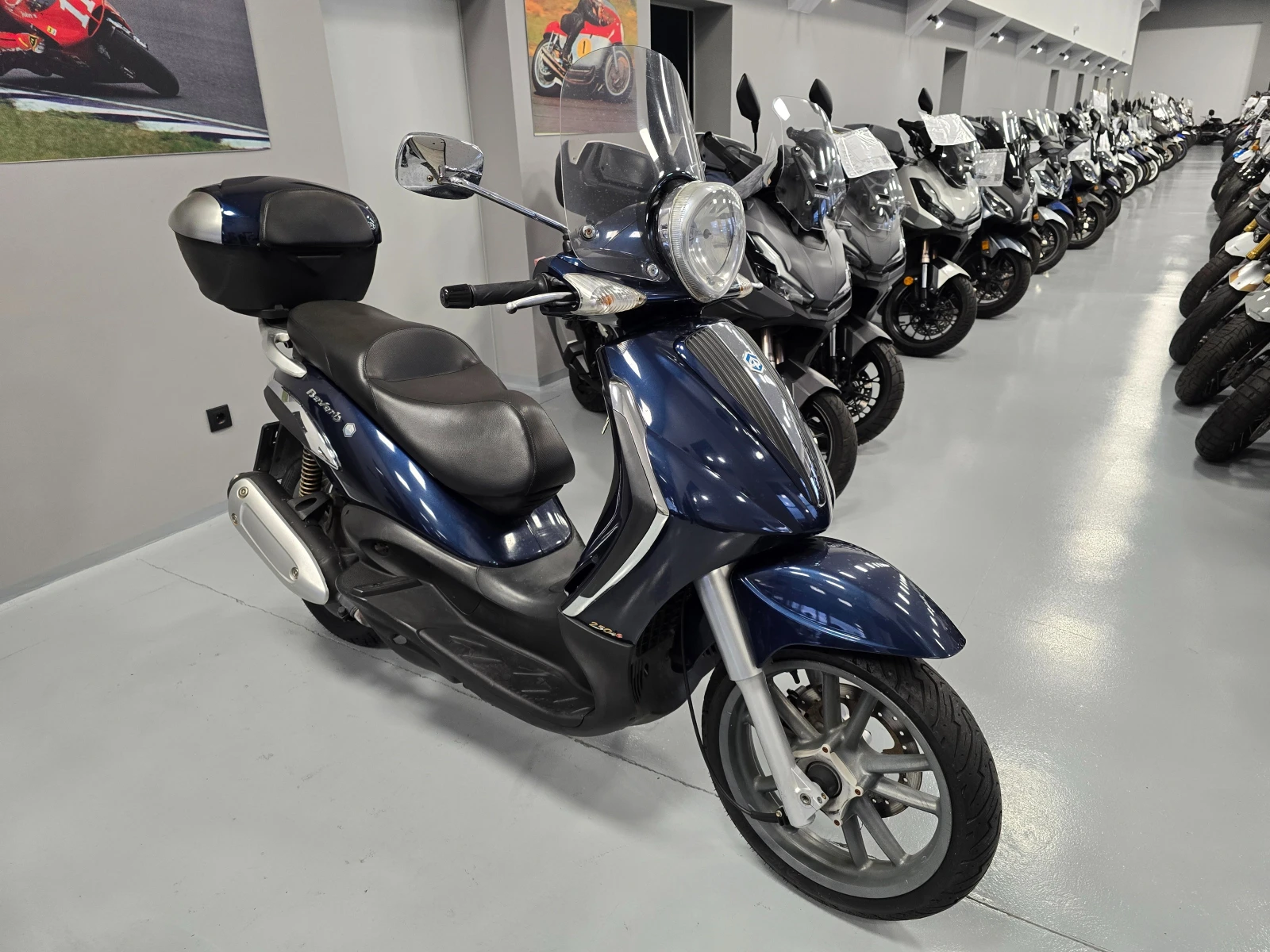 Piaggio Beverly 250ie, Tourer, 2008г. - изображение 10