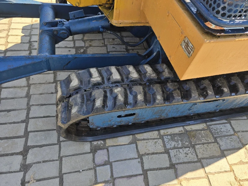 Багер Komatsu PC 20, снимка 5 - Индустриална техника - 49357558