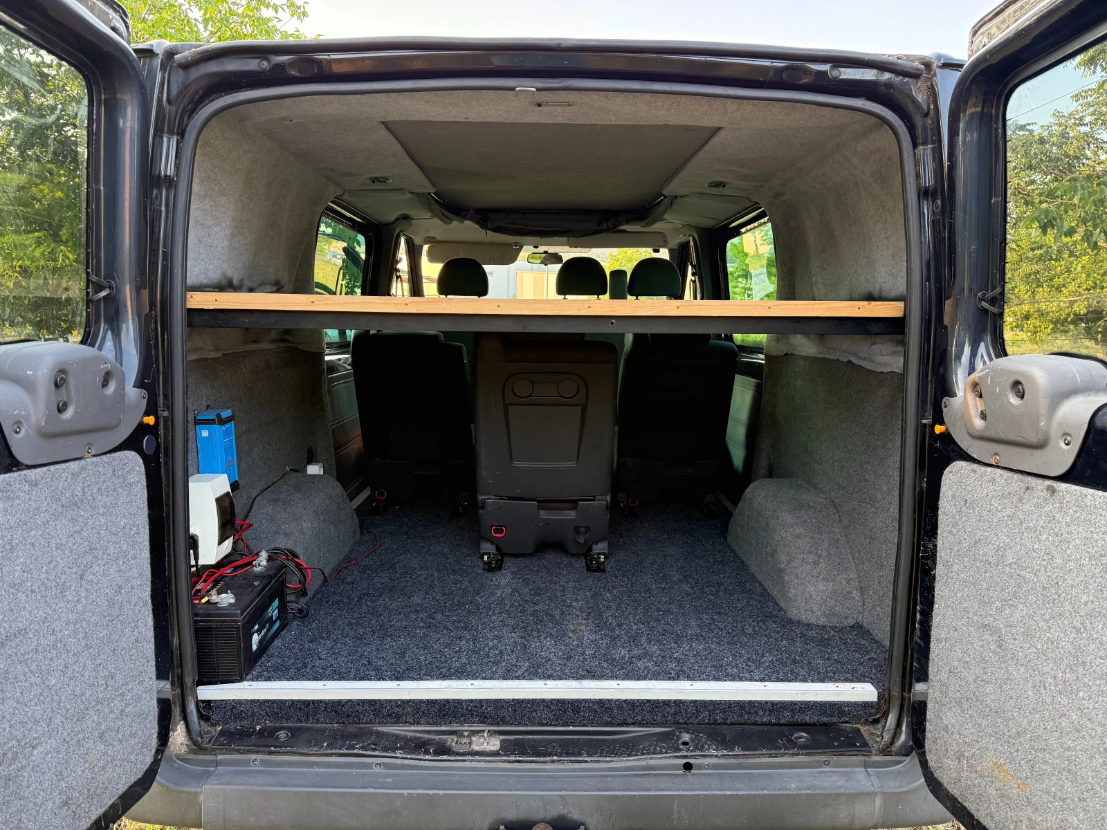 Кемпер Ford TRANSIT 2.2TDI клима 7М, снимка 9 - Каравани и кемпери - 55385517