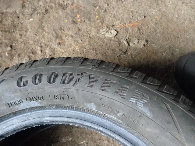 Гуми Зимни 195/60R15, снимка 10 - Гуми и джанти - 20293804