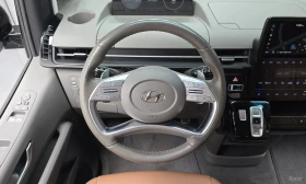 Hyundai Staria Lounge 7-Seater DIESEL* TOP CENA, снимка 13