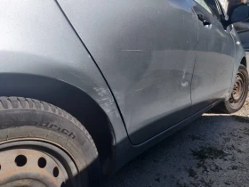 Toyota Yaris, снимка 8