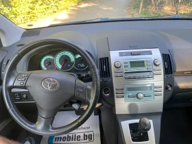 Toyota Corolla verso 1.8 VVTI 7 Места Автомат, снимка 7