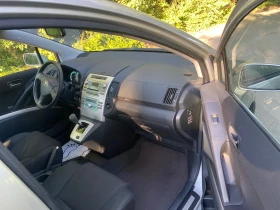 Toyota Corolla verso 1.8 VVTI 7 Места Автомат, снимка 6