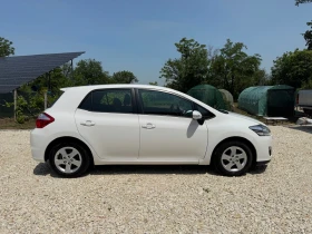 Toyota Auris 1.8i Hybrid - 12299 лв. - 18037053 6