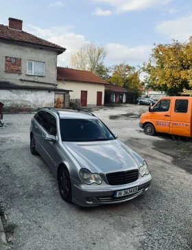 Mercedes-Benz C 270, снимка 11