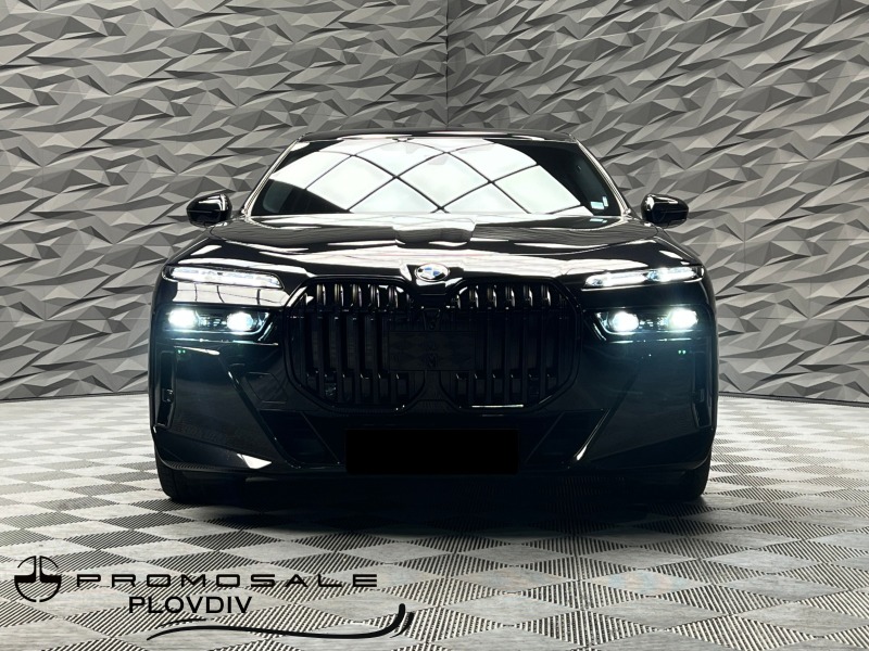 BMW 740 d xDrive* Shadowline* M-Sport* TV* Swarovski* B&W*, снимка 2 - Автомобили и джипове - 44747222