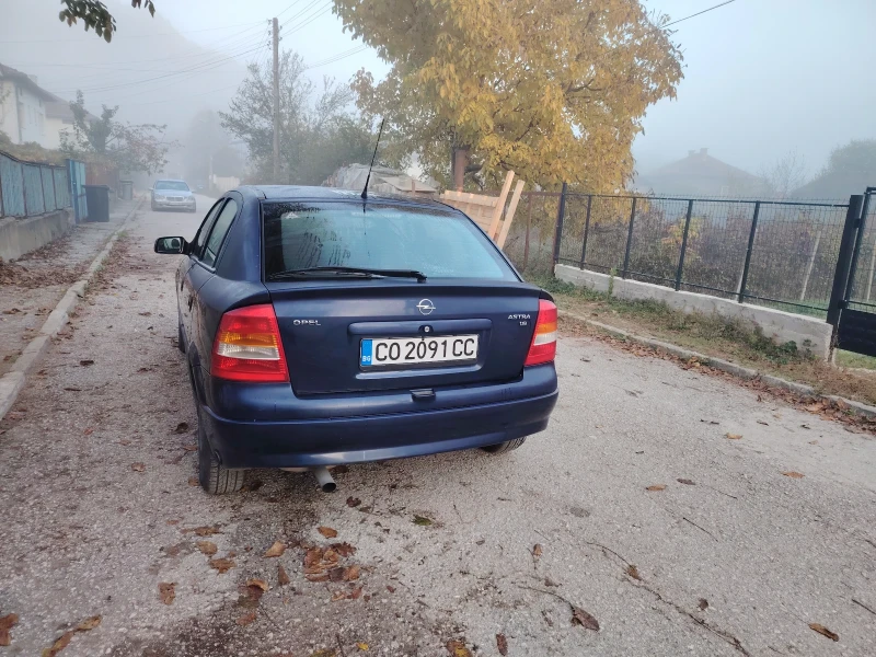 Opel Astra, снимка 5 - Автомобили и джипове - 47756769