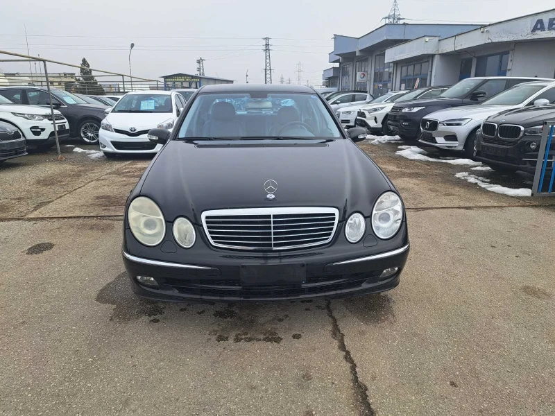 Mercedes-Benz E 280 4MATIC, снимка 2 - Автомобили и джипове - 49321437