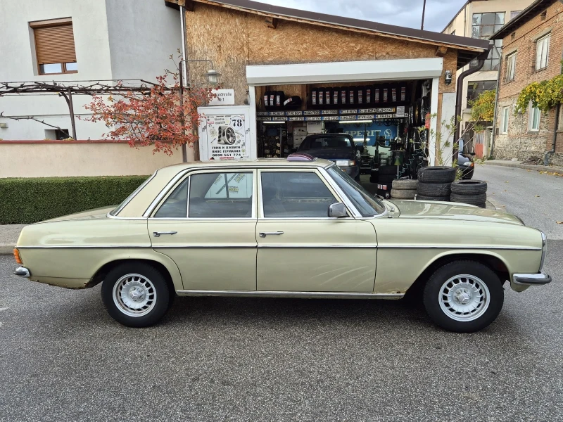 Mercedes-Benz 115 200е, снимка 8 - Автомобили и джипове - 49370214