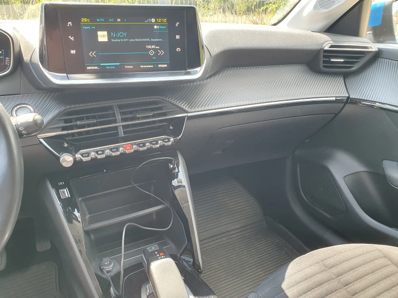 Peugeot 208 Active, снимка 9 - Автомобили и джипове - 52091502
