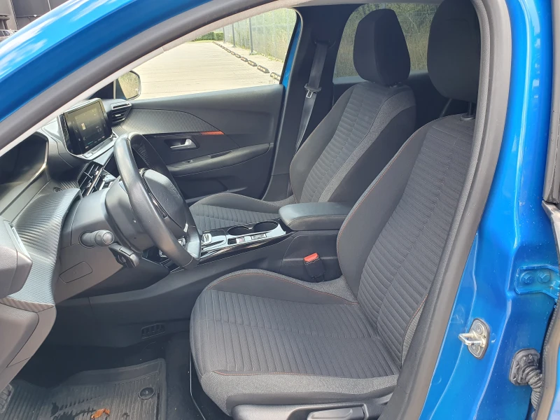 Peugeot 208 Active, снимка 10 - Автомобили и джипове - 52091502