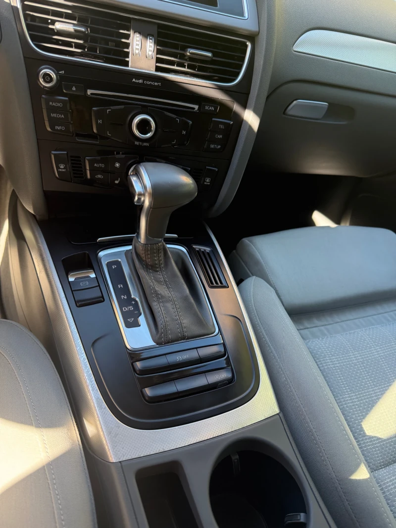 Audi A4, снимка 9 - Автомобили и джипове - 51888705
