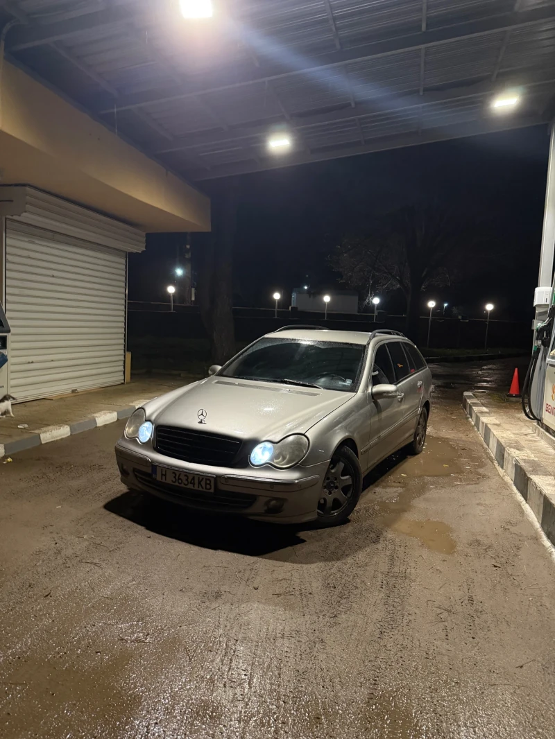 Mercedes-Benz C 270, снимка 5 - Автомобили и джипове - 52683983