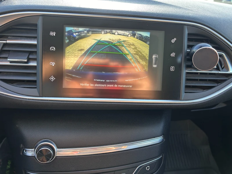 Peugeot 308 2.0HDI Allure AVTOMAT/NAVI/KOJA/PANORAMA/KAMERA, снимка 16 - Автомобили и джипове - 52850683