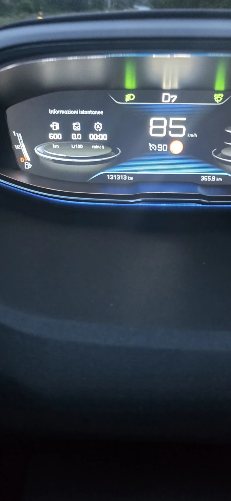 Peugeot 3008, снимка 3 - Автомобили и джипове - 52910448