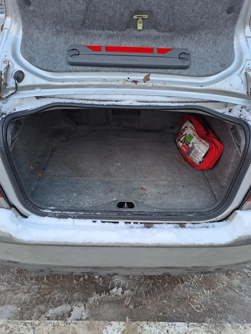 Volvo S60, снимка 6 - Автомобили и джипове - 53036962