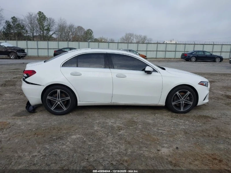 Mercedes-Benz A 220 2l 4Matic, снимка 13 - Автомобили и джипове - 53250097