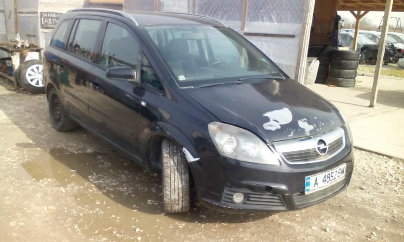 Opel Zafira 1.9 cdti 2бр., снимка 9 - Автомобили и джипове - 9798252