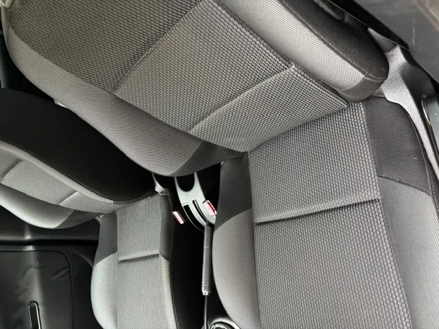 Peugeot 207, снимка 3 - Автомобили и джипове - 52678754