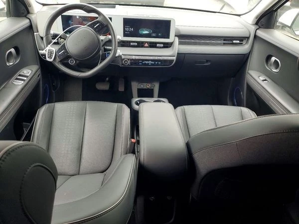 Hyundai Ioniq Limited, Disney 100 Platinum Edition, снимка 9 - Автомобили и джипове - 56115190