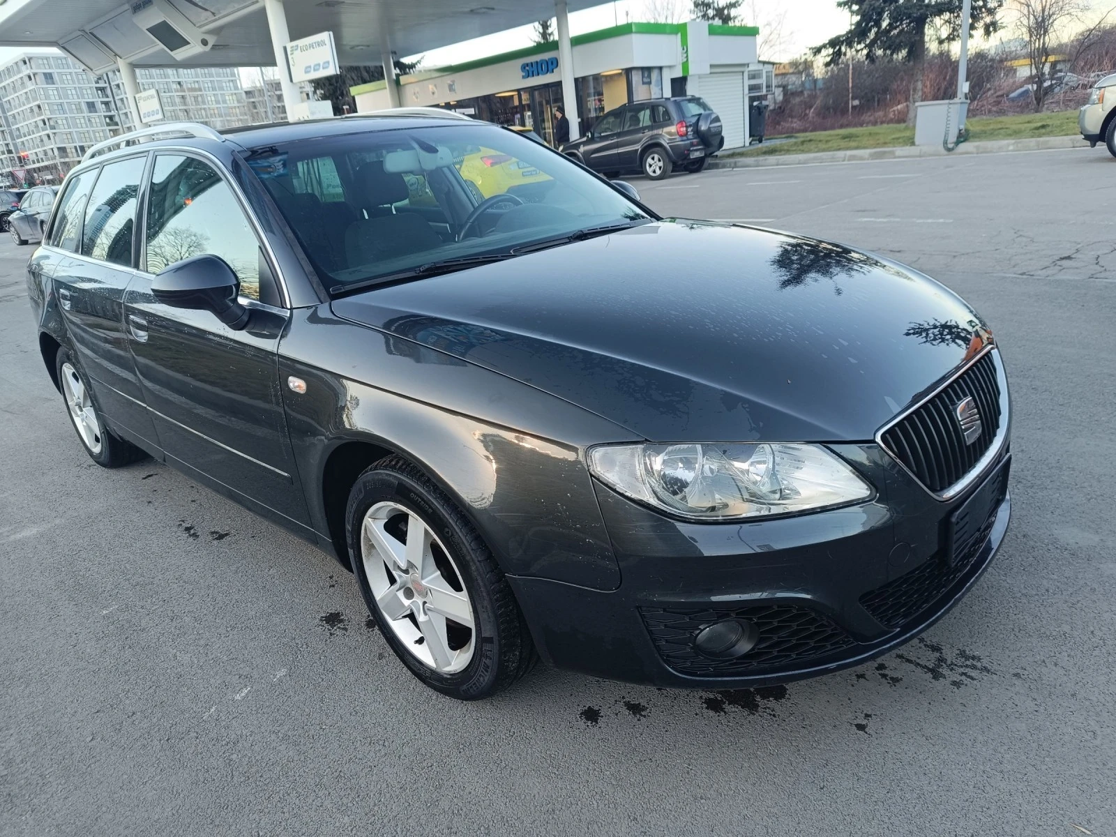 Seat Exeo 2.0tdi 143k.c. - изображение 2