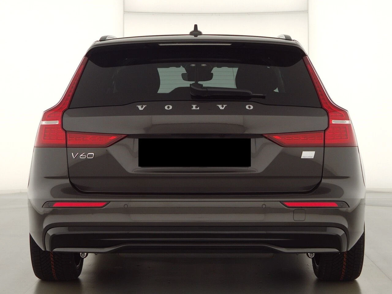 Volvo V60 T8 Recharge AWD = Ultimate Dark= Гаранция - изображение 2