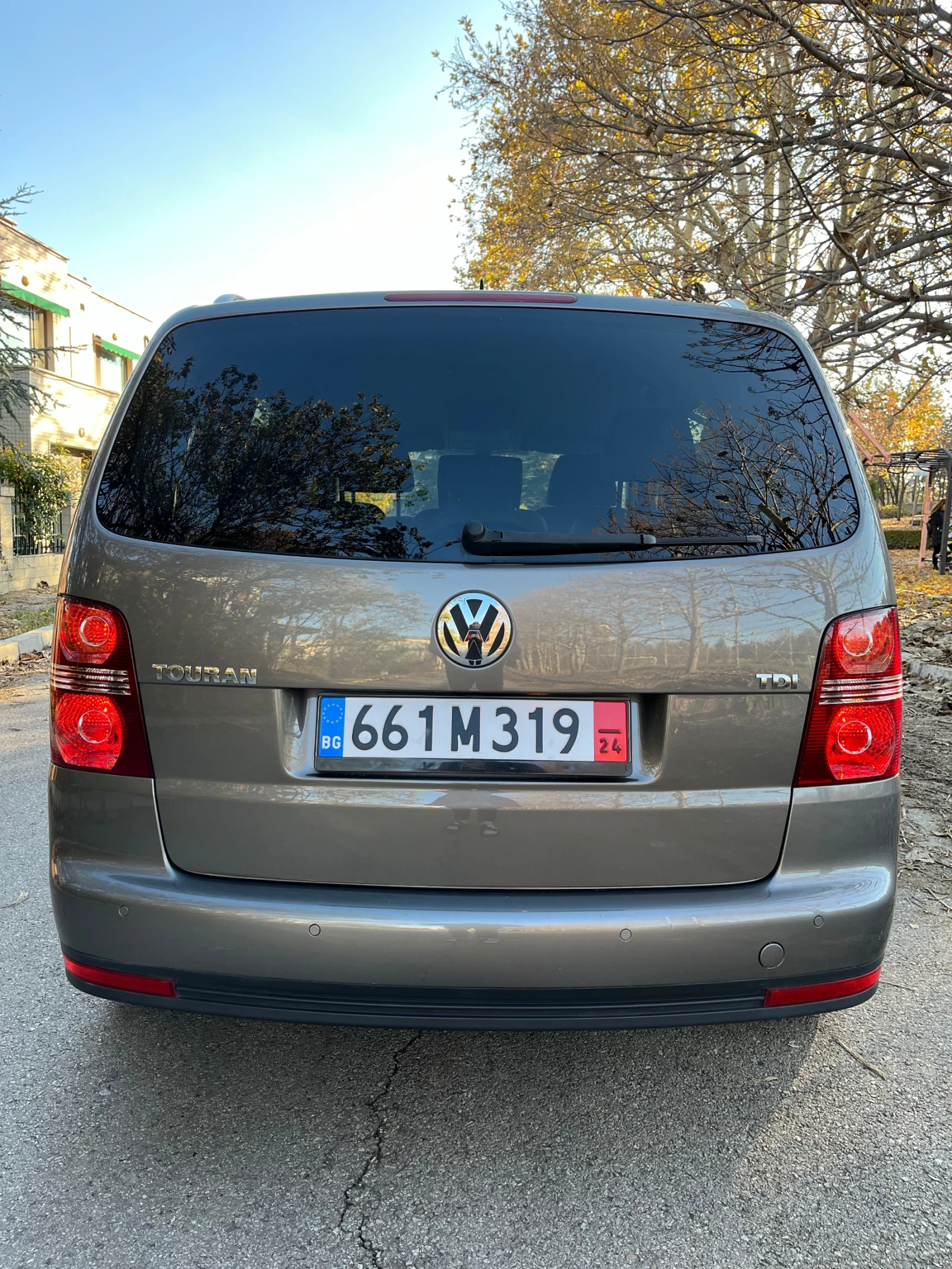 VW Touran 1.9 105 DSG - изображение 4