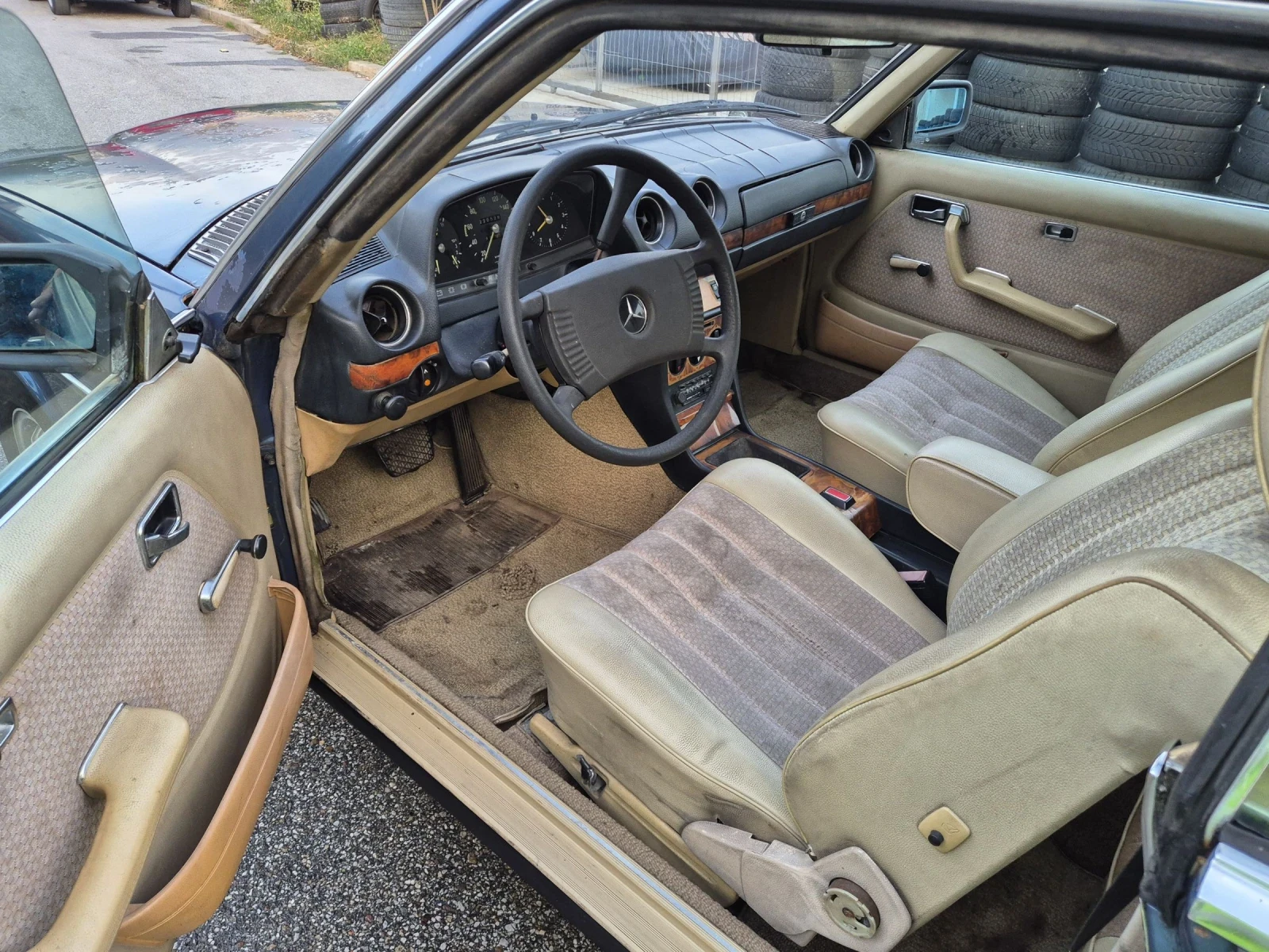 Mercedes-Benz 123 230C - изображение 9