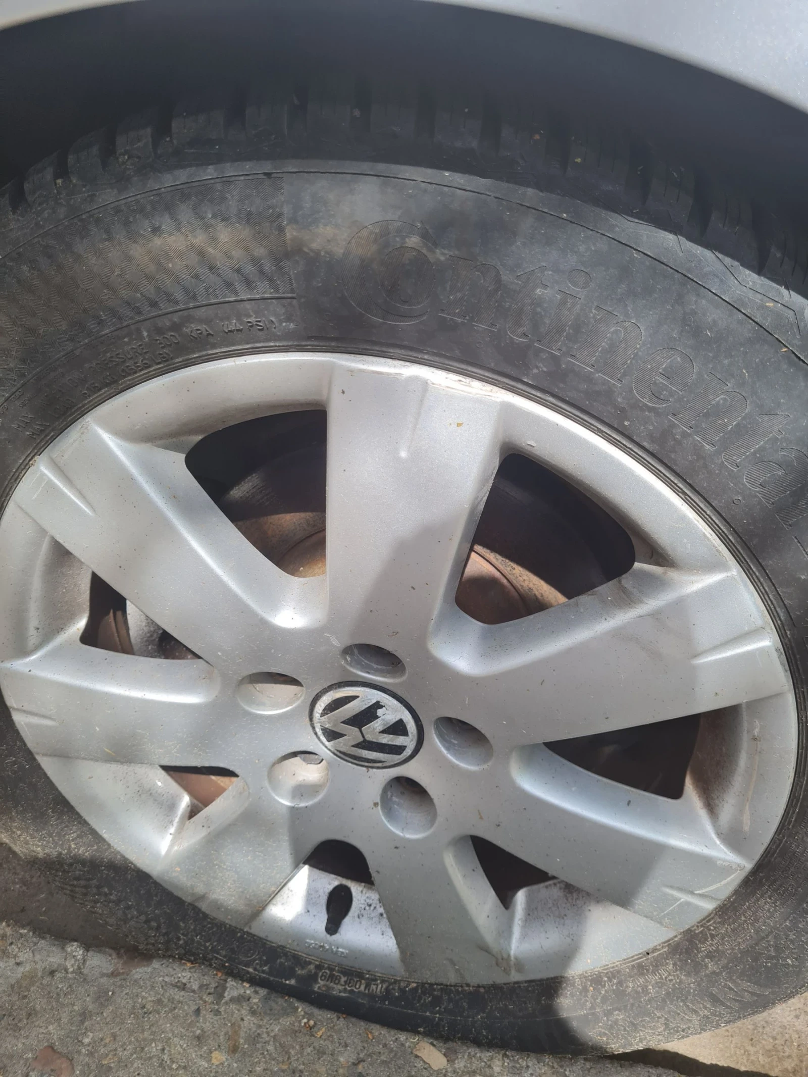 VW Passat 2.0 тди 140к.с със счупен мотор. - изображение 6
