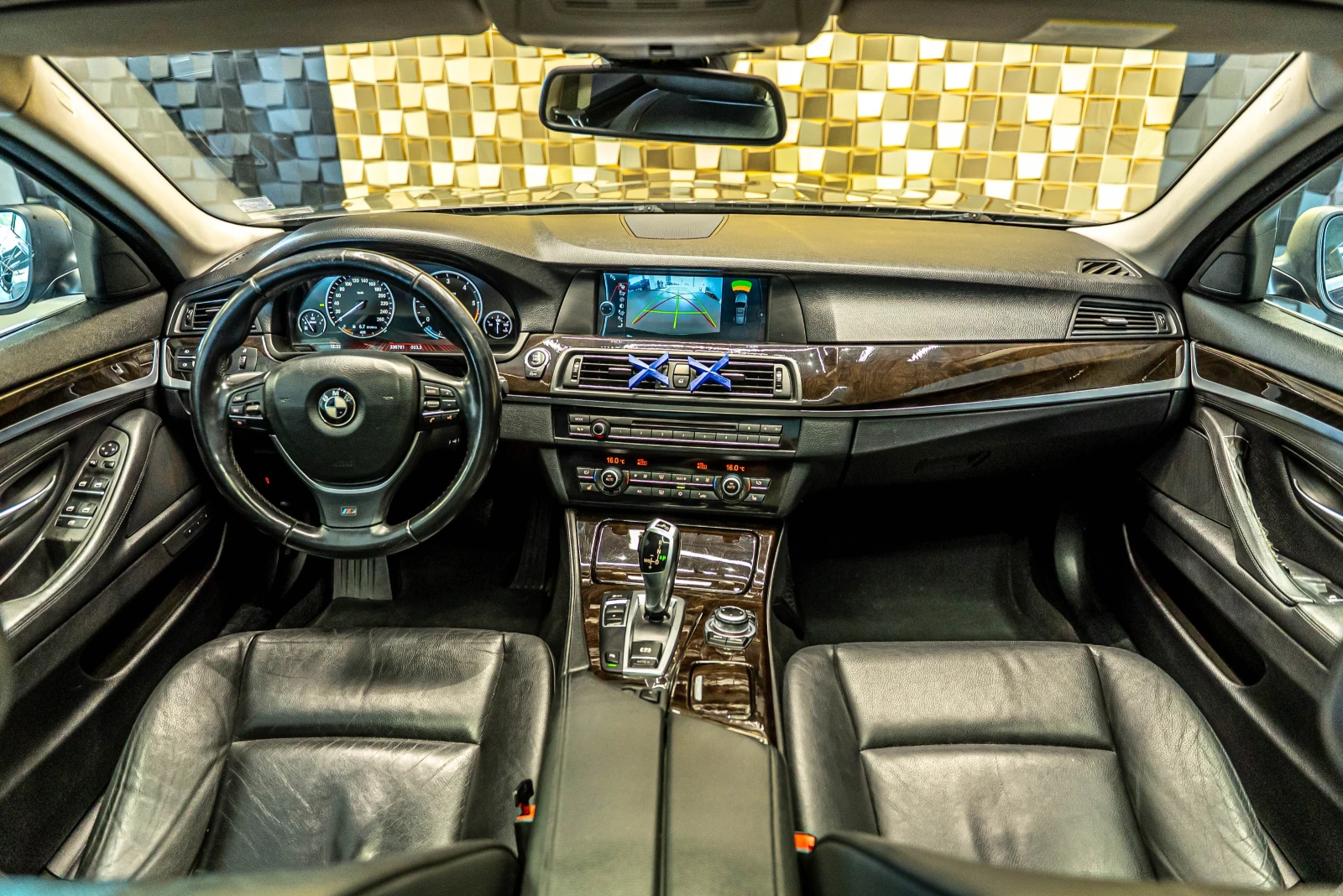 BMW 520 2.0 D - изображение 10