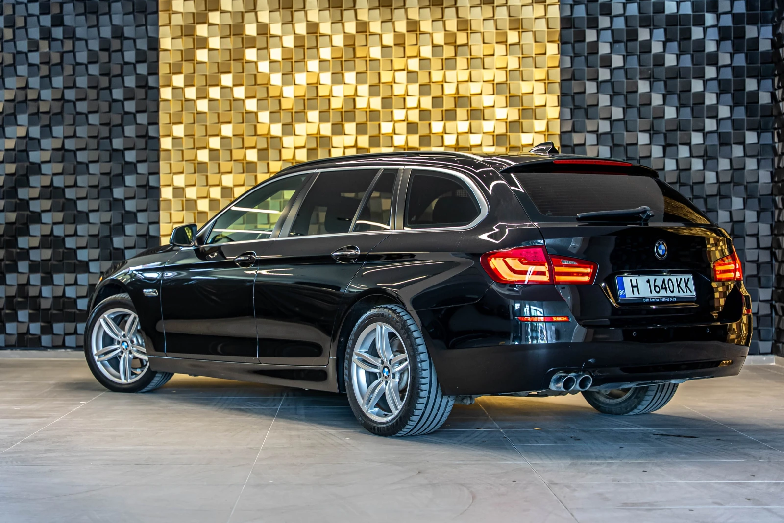 BMW 520 2.0 D - изображение 4