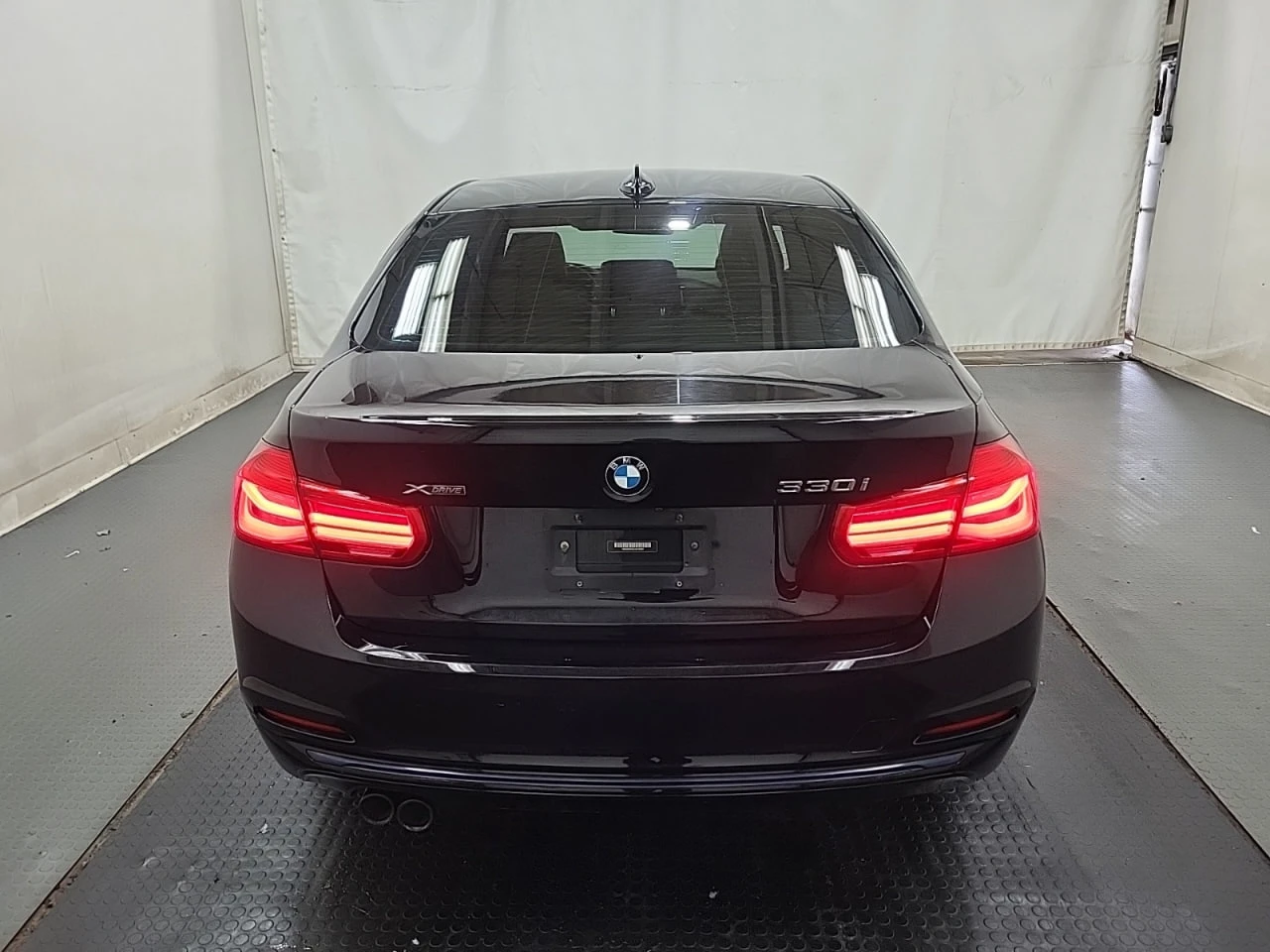 BMW 330 * CARFAX * АВТО КРЕДИТ * ЦЕНА ДО БГ! - изображение 5