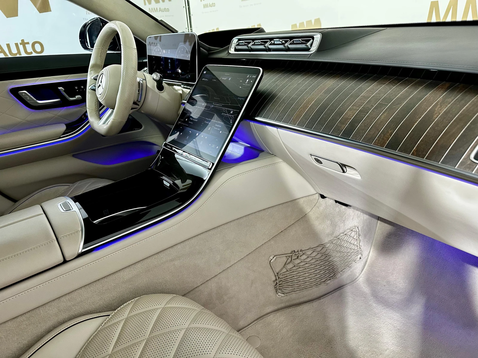 Mercedes-Benz S 580 L* AMG* 4Matic* Pano* HuD* Burmester - изображение 9