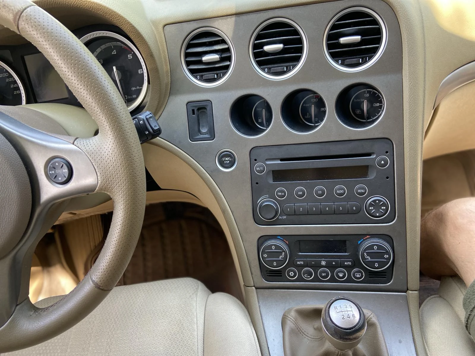 Alfa Romeo 159 1.9JTD - изображение 9