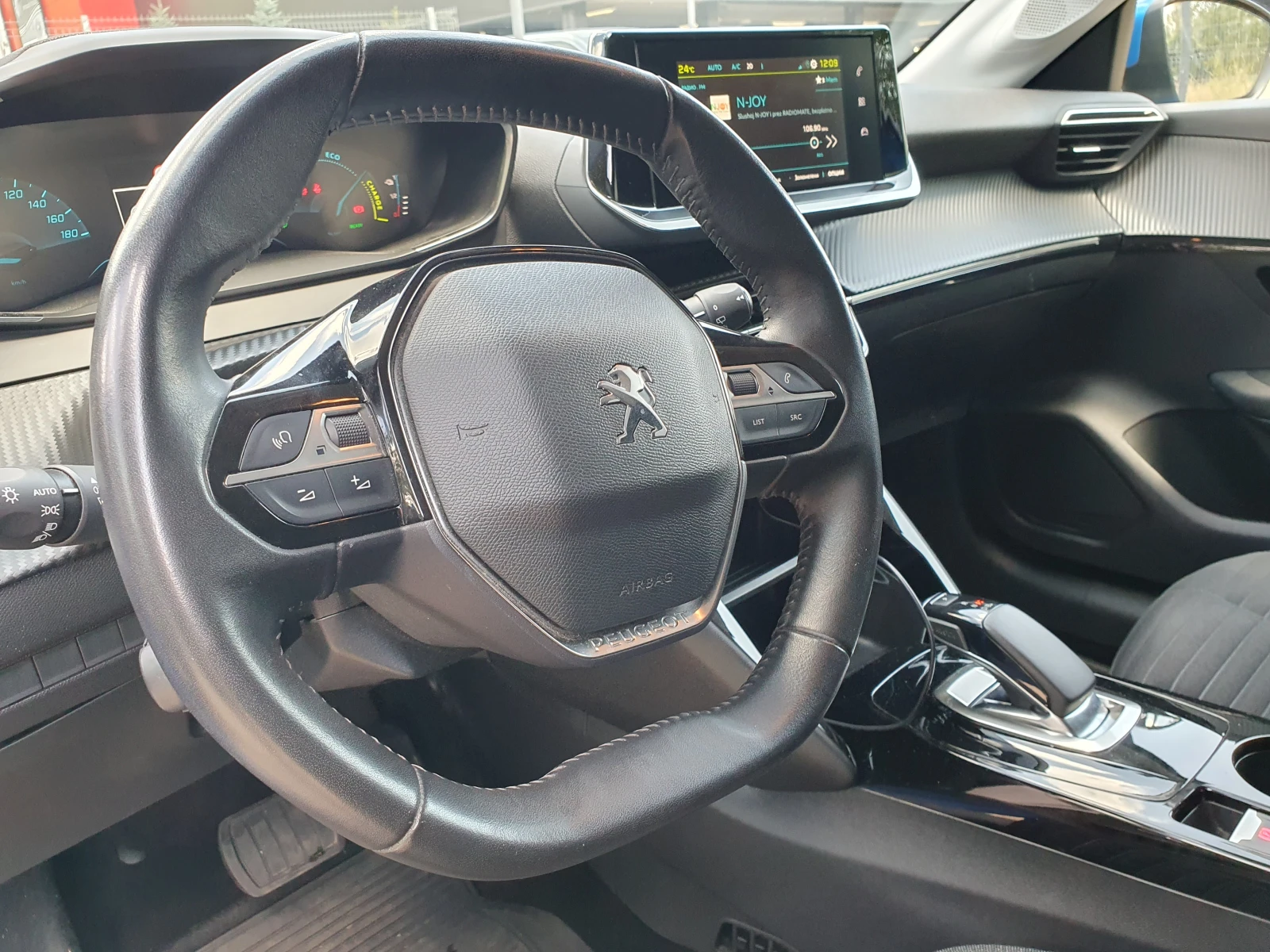 Peugeot 208 Active - изображение 4