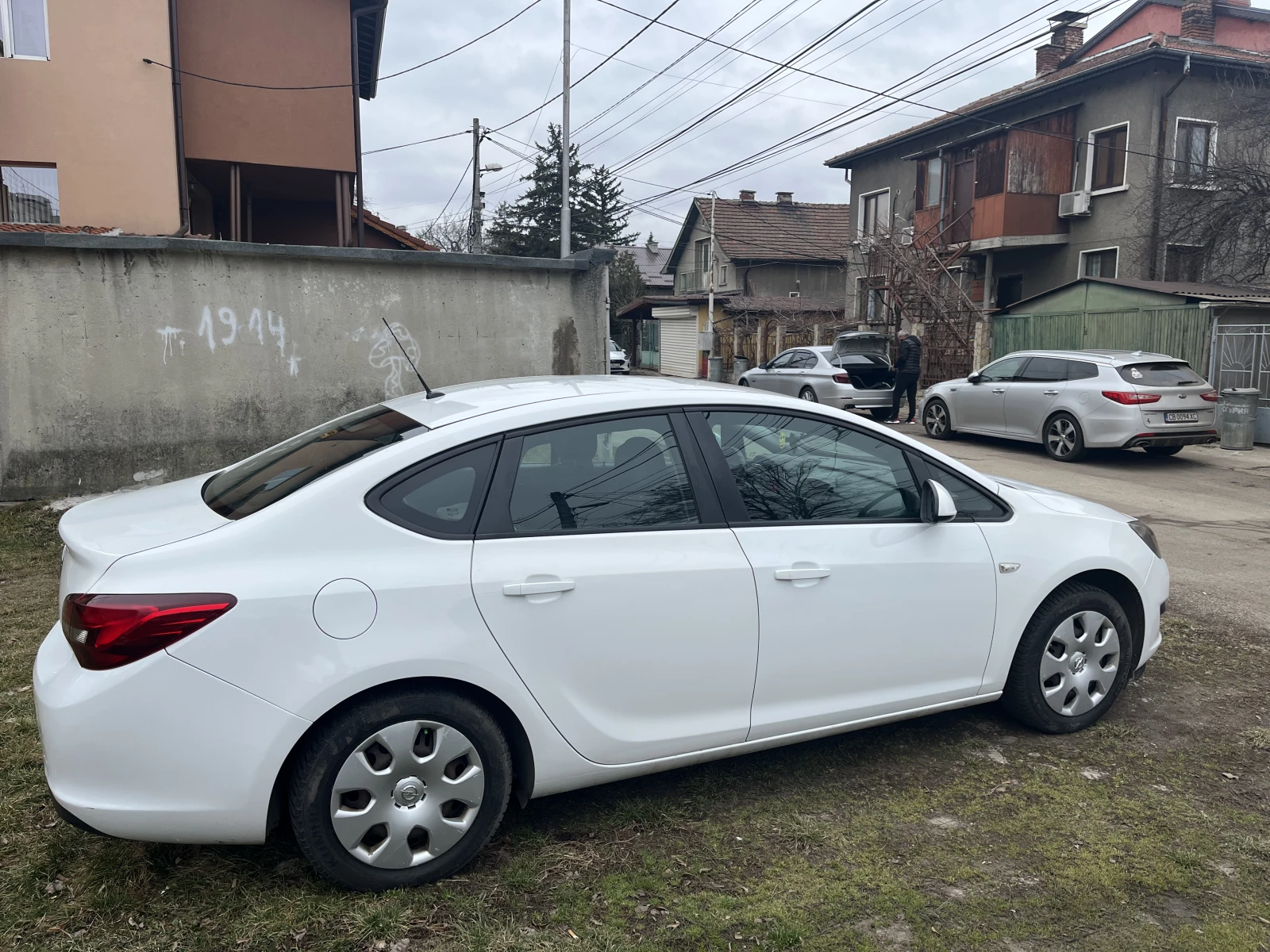 Opel Astra J - изображение 2