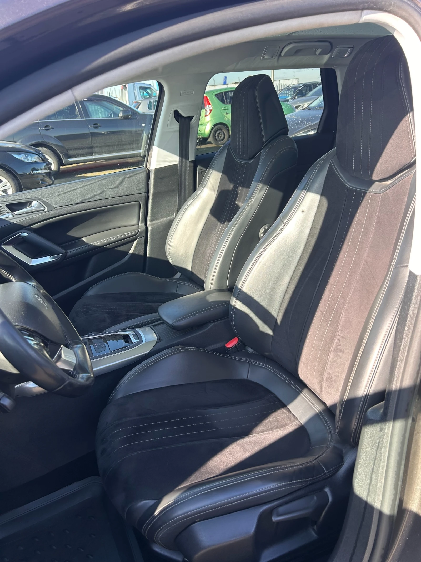 Peugeot 308 2.0HDI Allure AVTOMAT/NAVI/KOJA/PANORAMA/KAMERA | Mobile.bg � ����������� 12