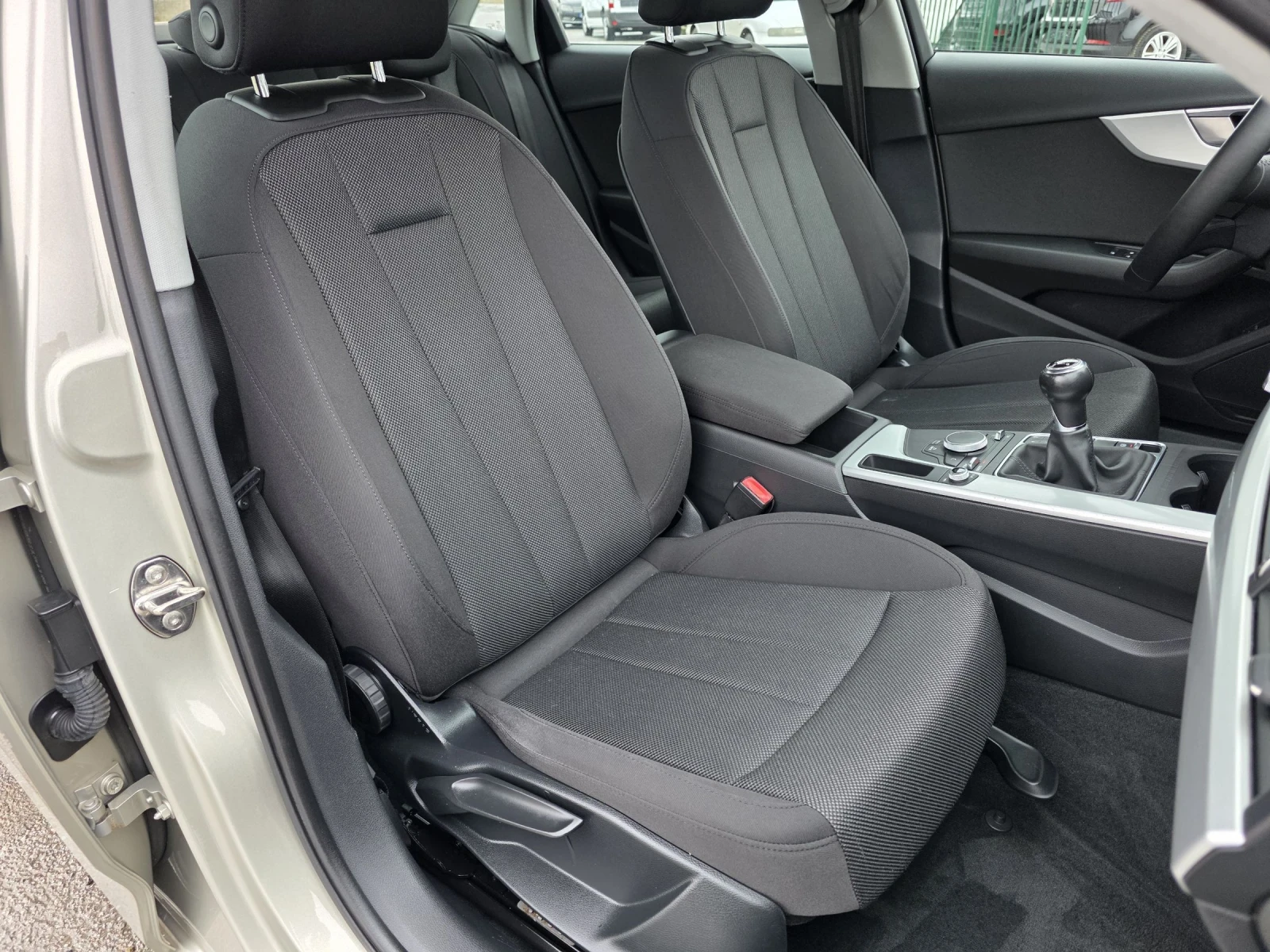 Audi A4 2.0d TOP/LED | Mobile.bg � ����������� 13