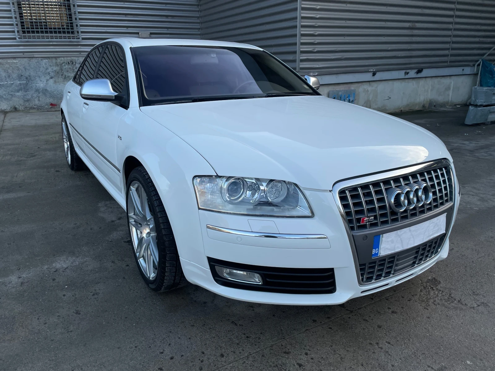 Audi S8 FULL* CERAMICA* B&O* CAMERA* DIST* МАСАЖ* ОБДУХ* S - изображение 3