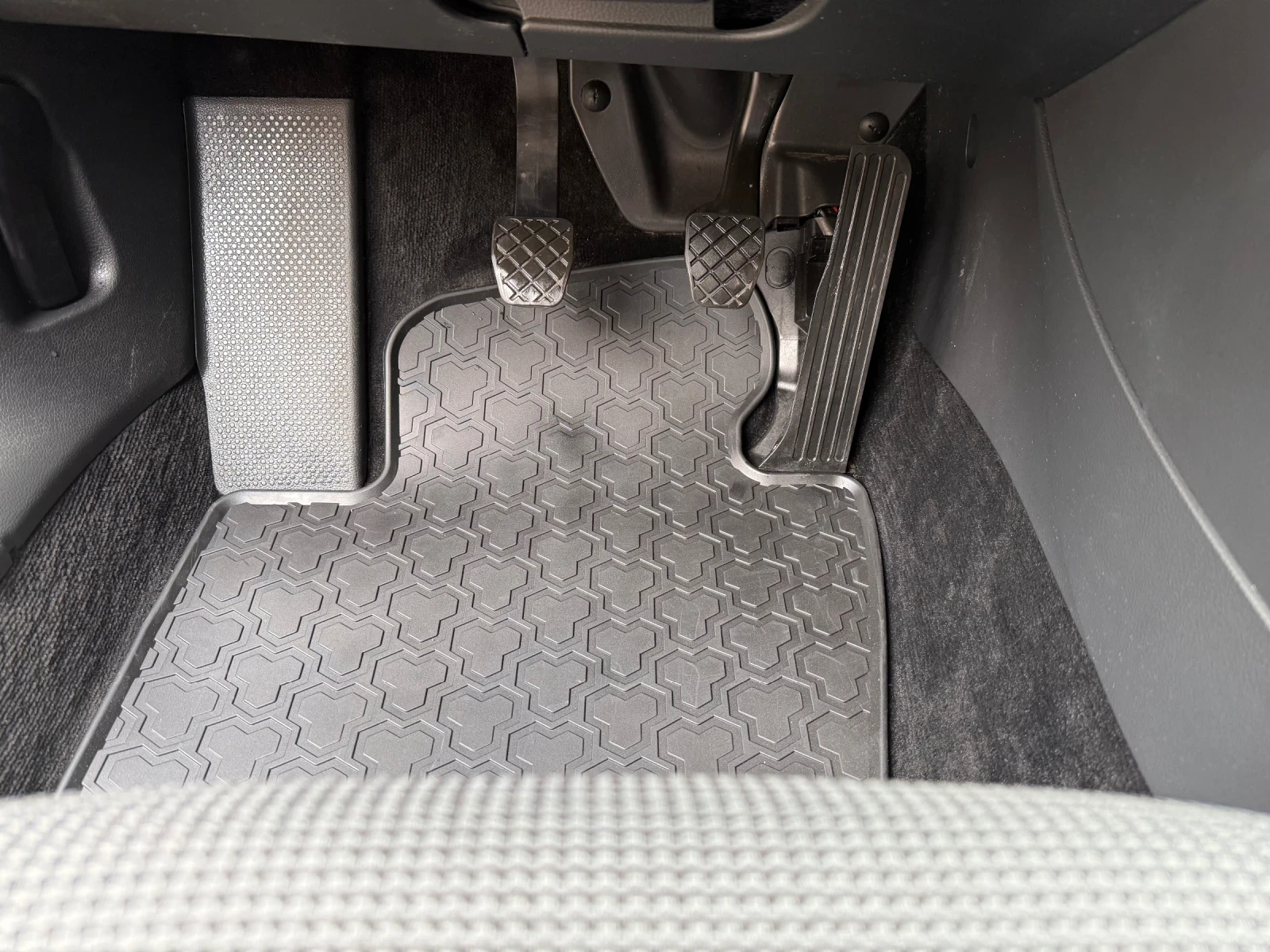 VW Passat ВИДЕО В ОБЯВАТА !!!, снимка 15 - Автомобили и джипове - 54094076