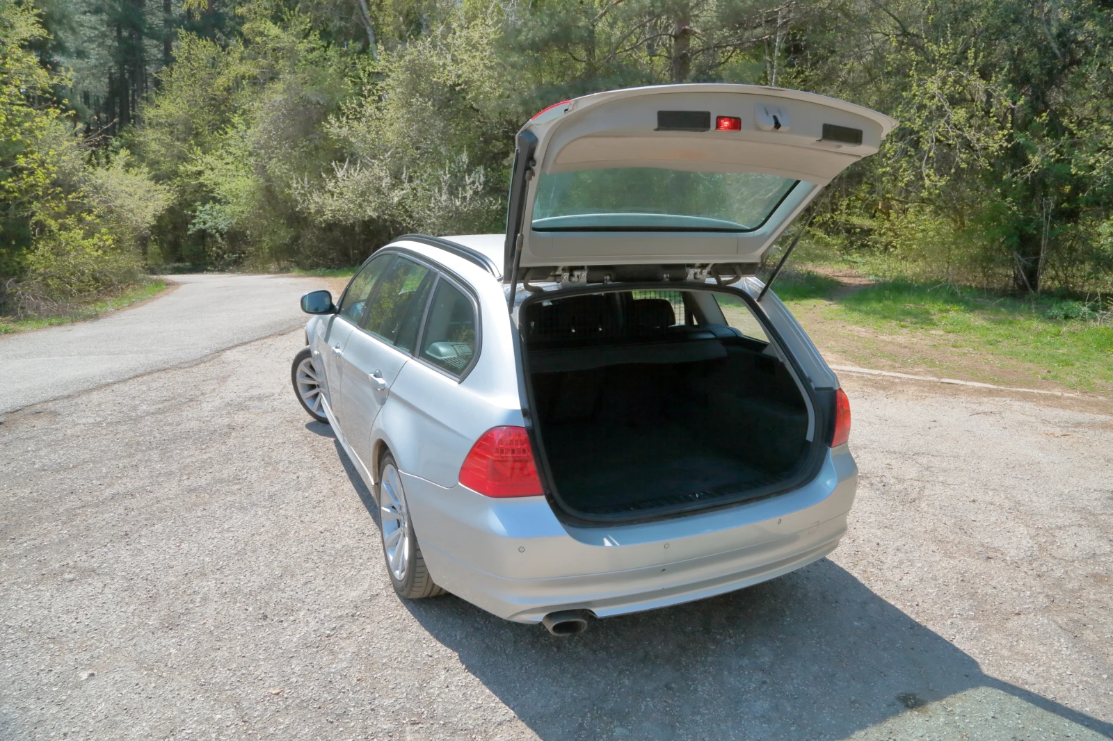 BMW 320, снимка 5 - Автомобили и джипове - 54347972