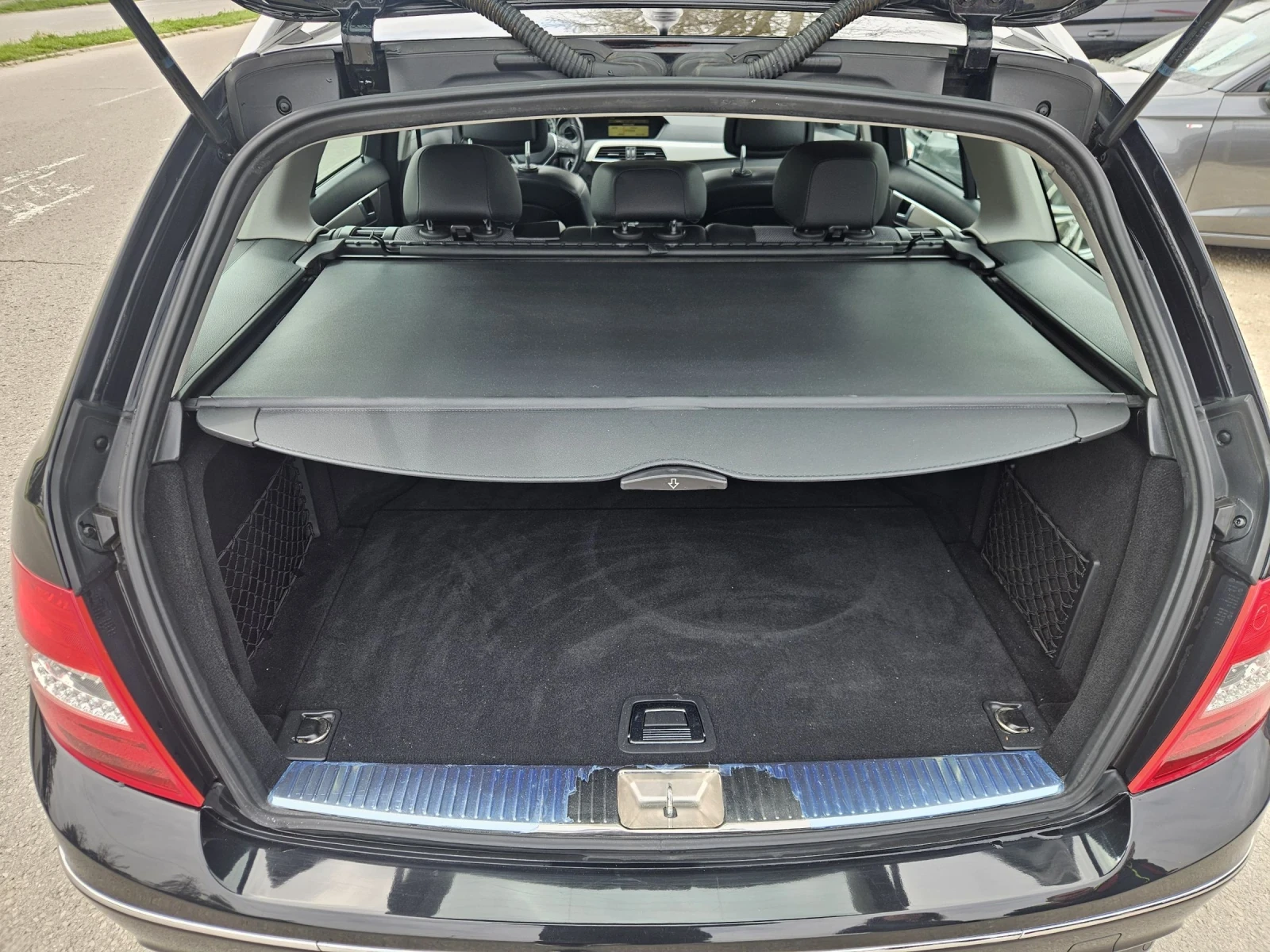 Mercedes-Benz C 220 2.2 СDi  170 k.c  AMG, снимка 14 - Автомобили и джипове - 54482604