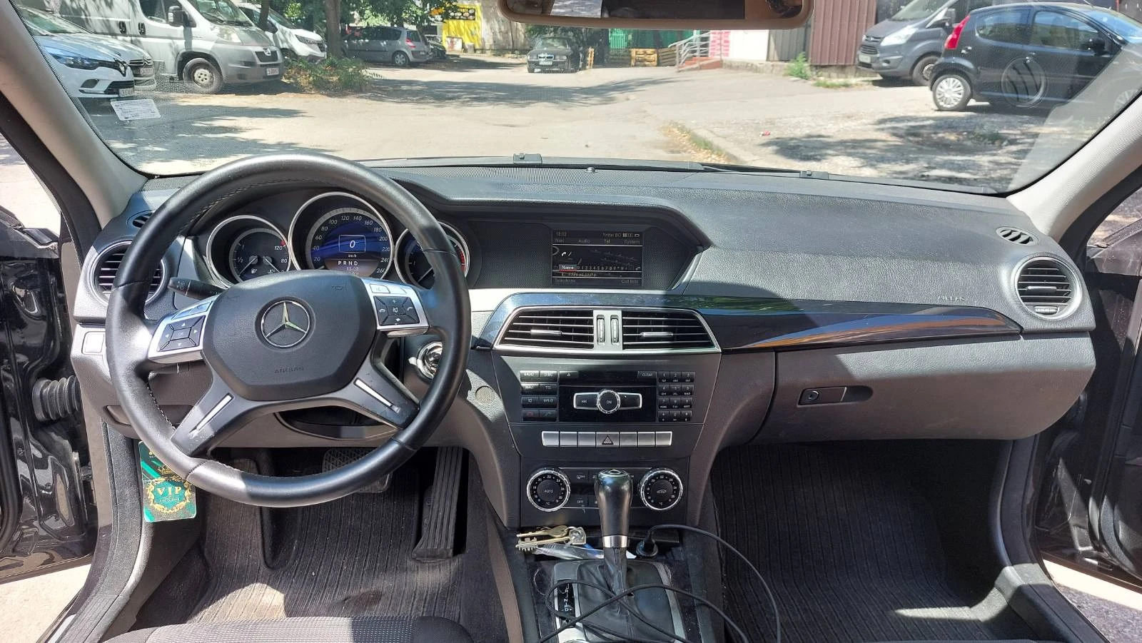 Mercedes-Benz C 200, снимка 13 - Автомобили и джипове - 55076765