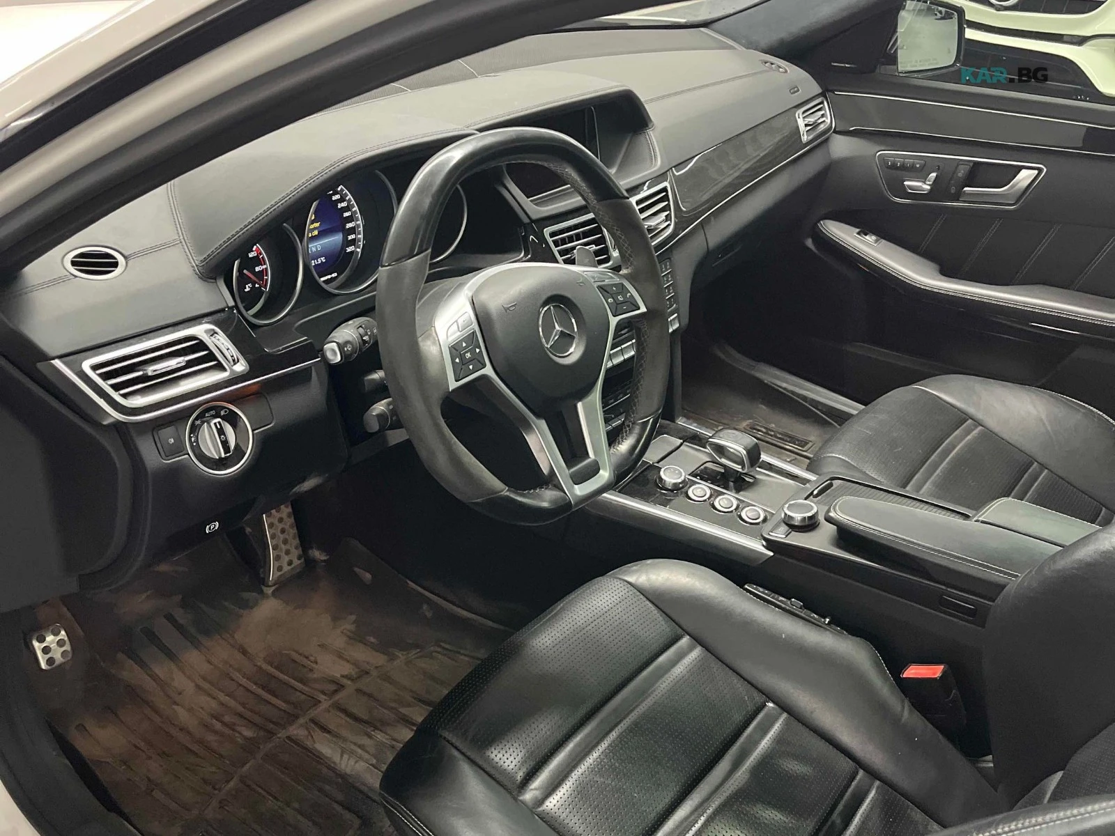 Mercedes-Benz E 63 AMG S 4MATIC Автокредит Цена до България, снимка 7 - Автомобили и джипове - 55251088