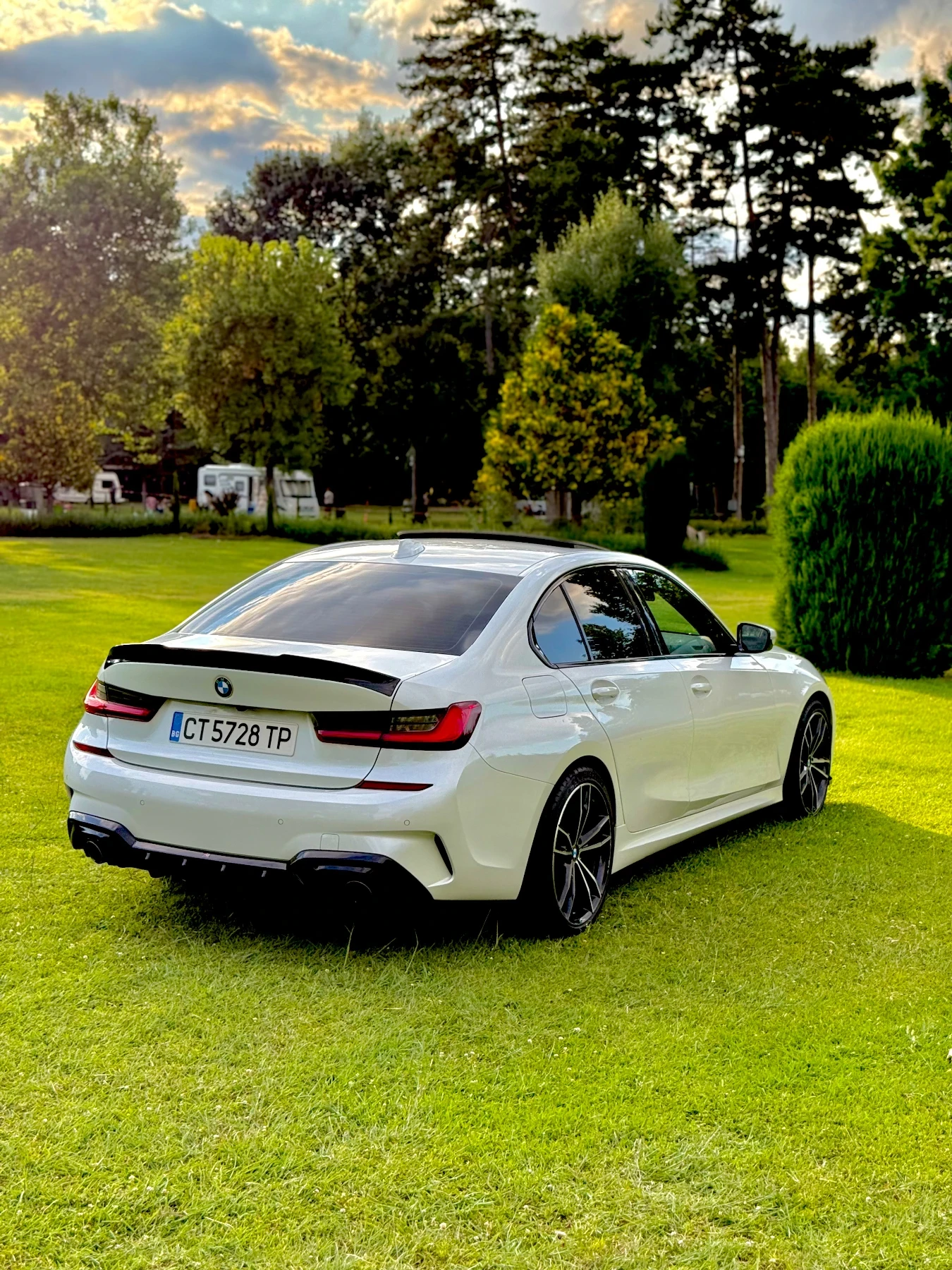 BMW 330, снимка 2 - Автомобили и джипове - 55420440