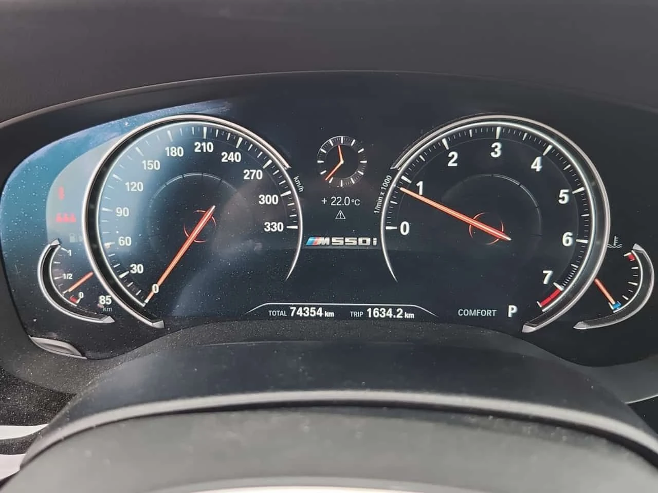 BMW 550 * M550i * CARFAX * Без инциденти * Генерация * , снимка 6 - Автомобили и джипове - 55454488